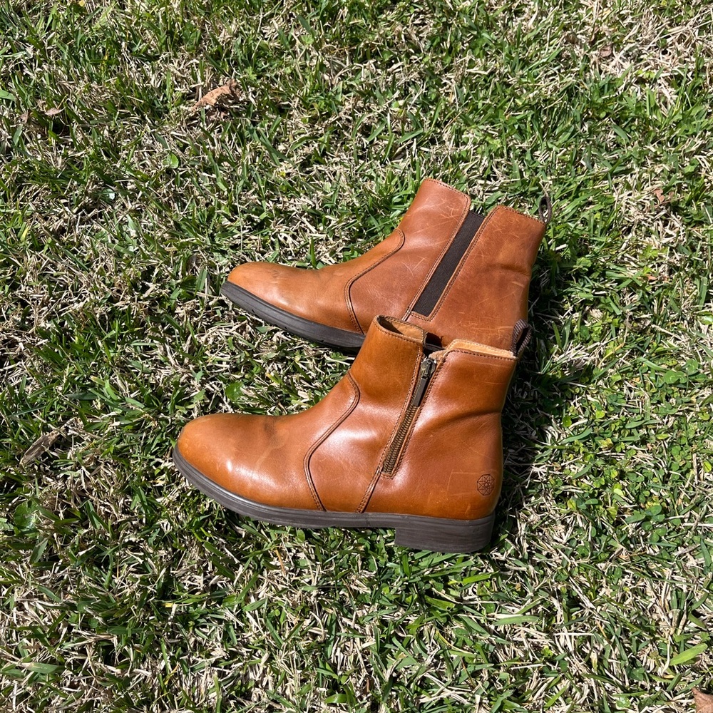 Xena Women’s Workwear Omega Leather Steel Toe Boots Size 8.5